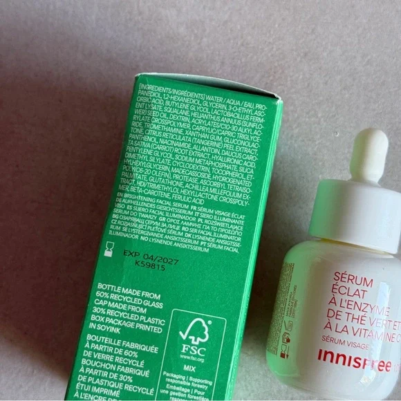 Innisfree Green Tea Enzyme Vitamin C Brightening Serum 1.01 oz - Picture 2 of 3